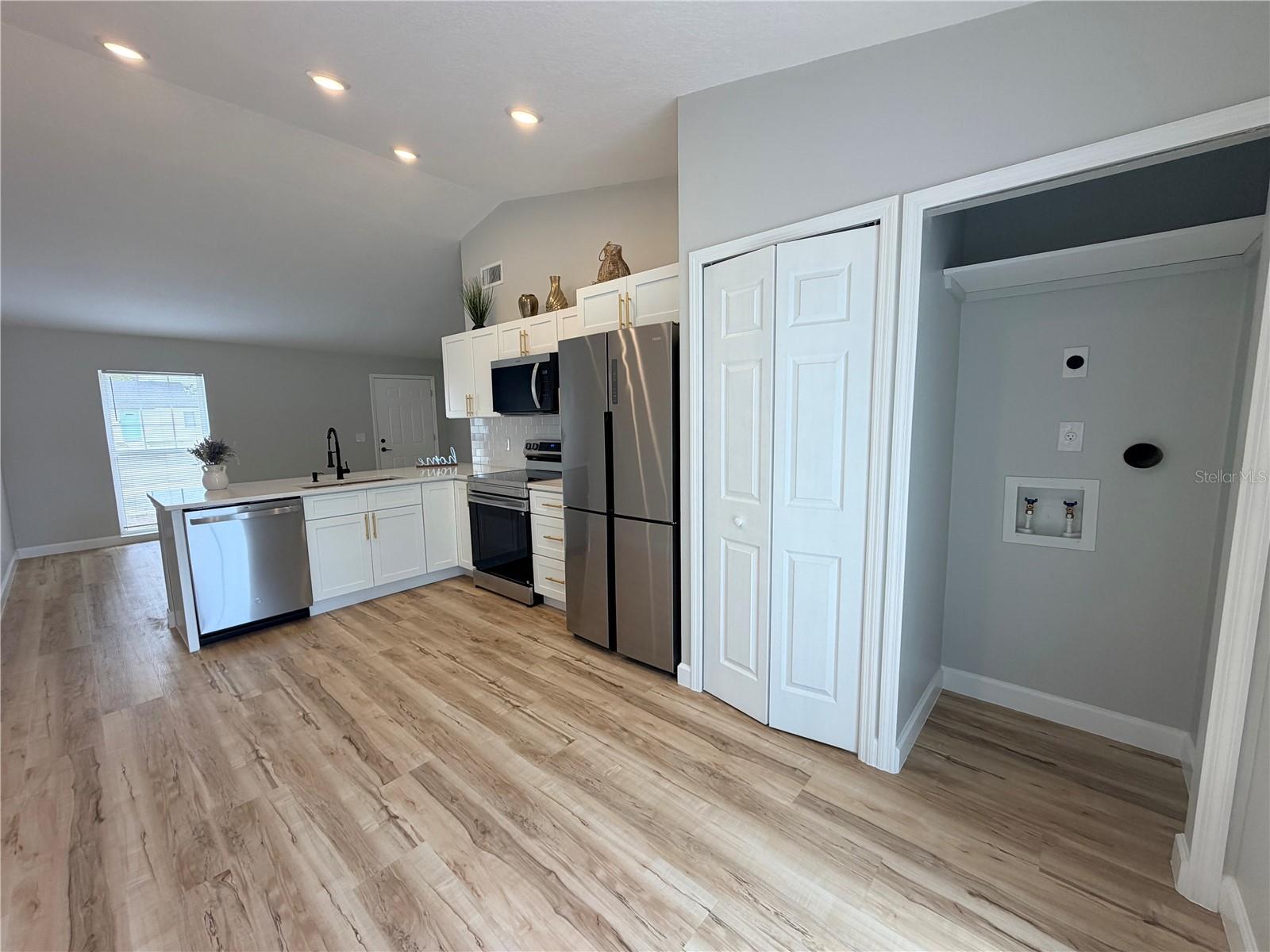 2733 ADELA AVE, ORLANDO, FL, 32826