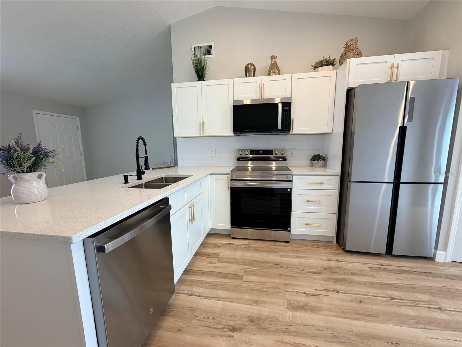 2733 ADELA AVE, ORLANDO, FL, 32826