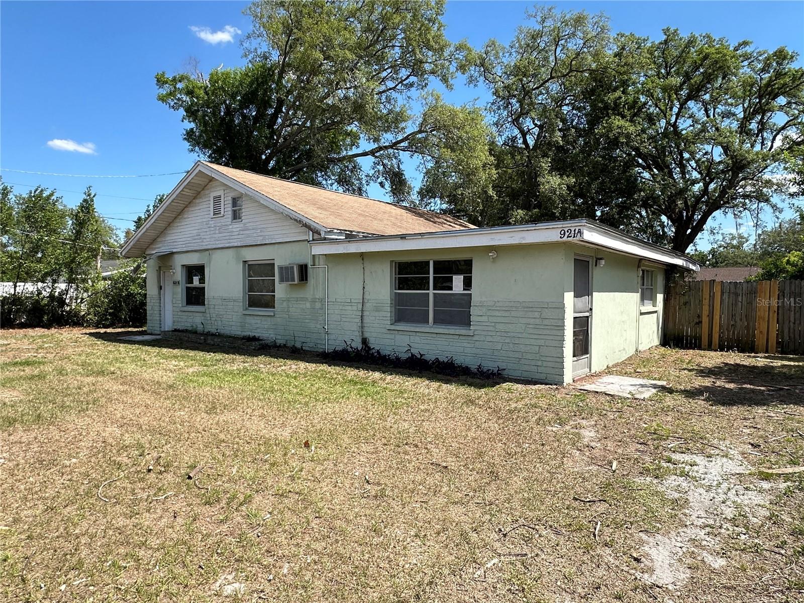 921 E 121ST AVE, TAMPA, FL, 33612