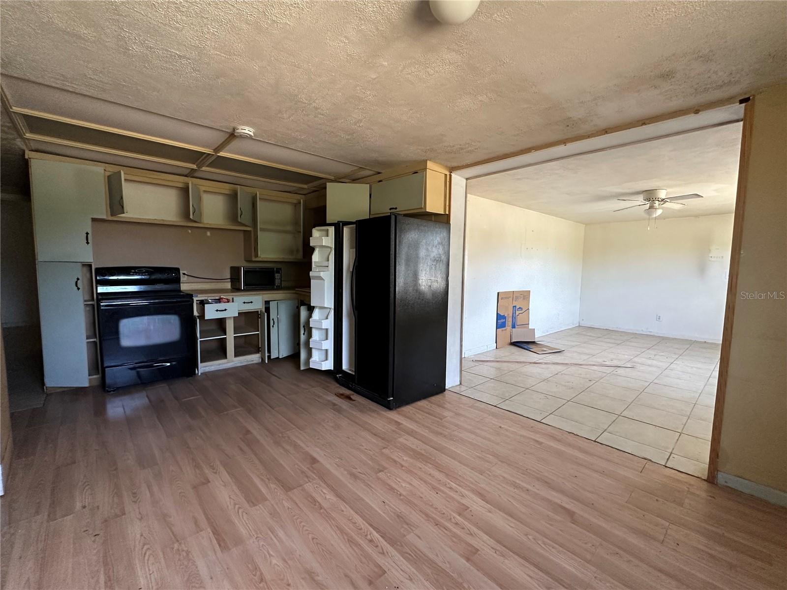 921 E 121ST AVE, TAMPA, FL, 33612
