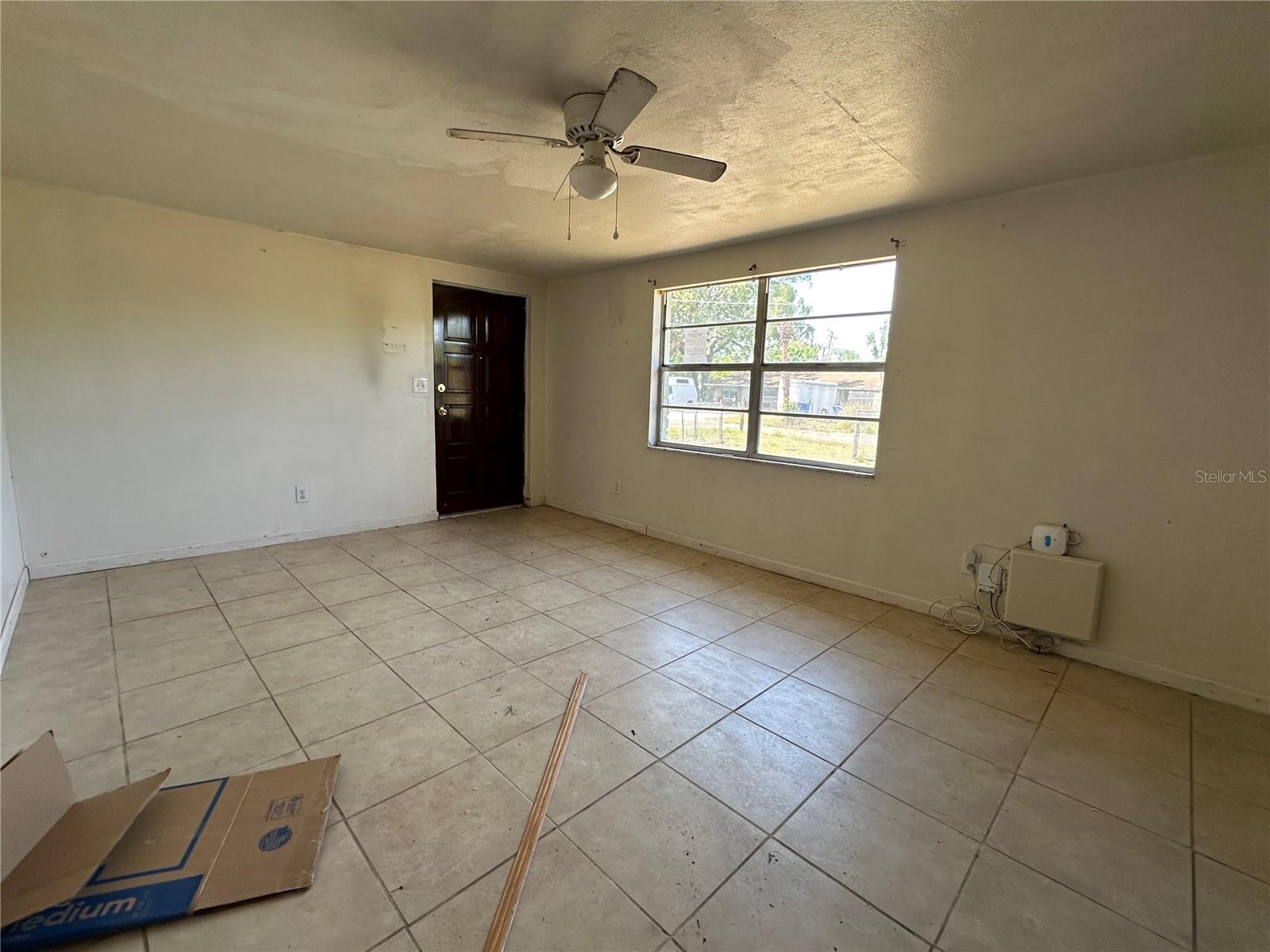 921 E 121ST AVE, TAMPA, FL, 33612