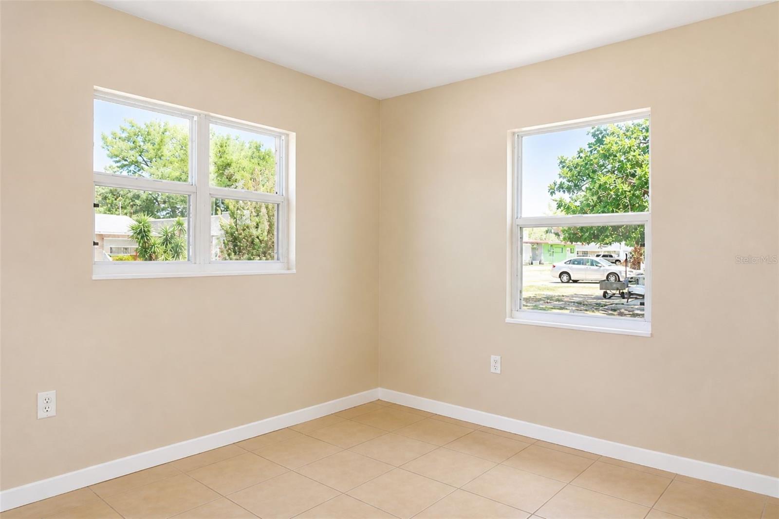821 14TH AVE NW, LARGO, FL, 33770