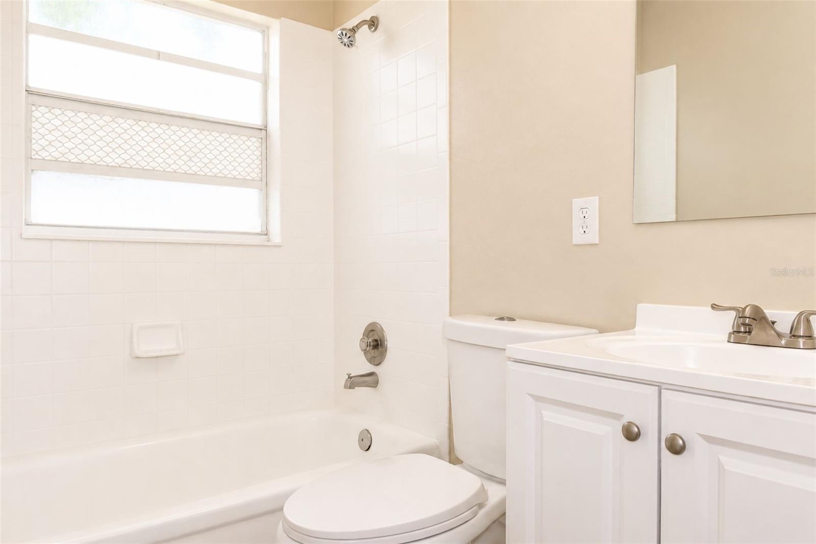 821 14TH AVE NW, LARGO, FL, 33770