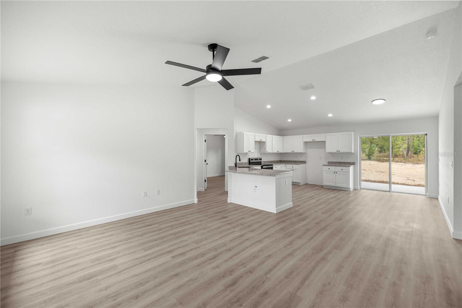 24013 NW TAMARIND LN, DUNNELLON, FL, 34431