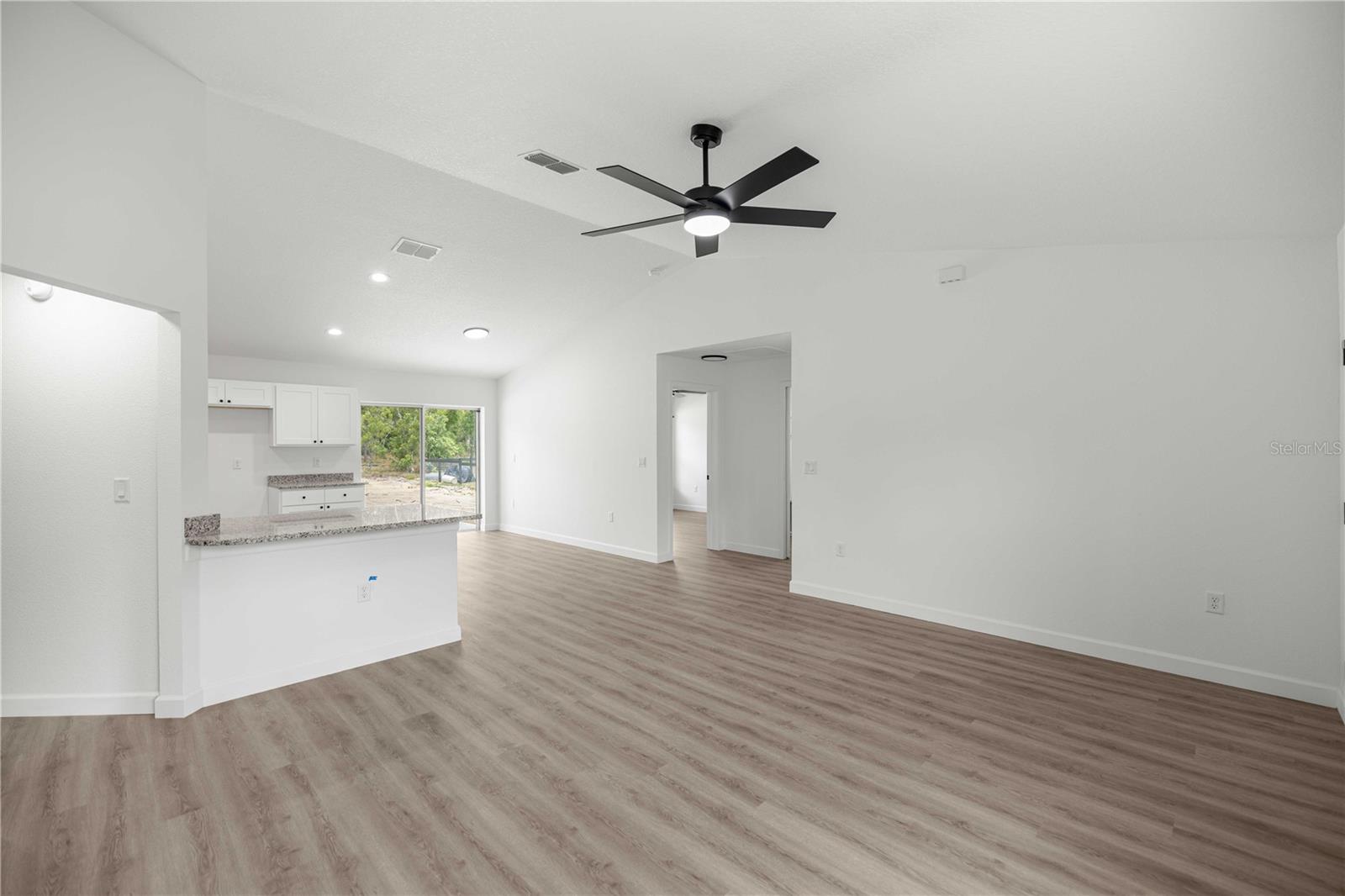 24013 NW TAMARIND LN, DUNNELLON, FL, 34431
