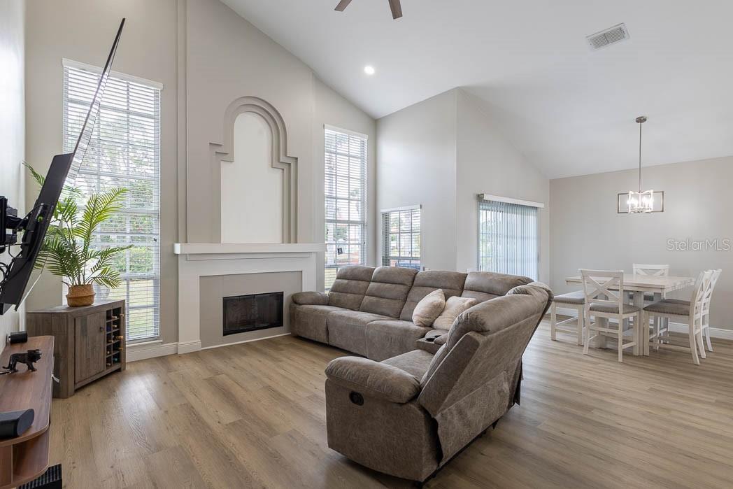 3432 IDLEGROVE CT, ORLANDO, FL, 32822
