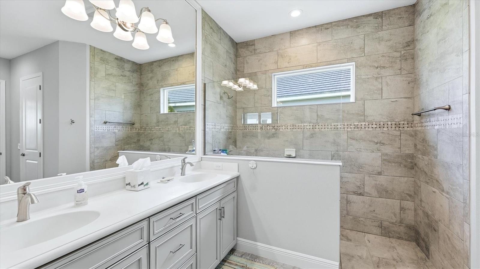 519 WILDLIFE GLN, BRADENTON, FL, 34209