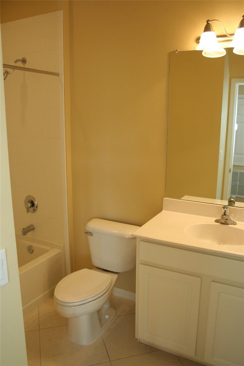 4125 VIA PIEDRA CIR #9-202, SARASOTA, FL, 34233