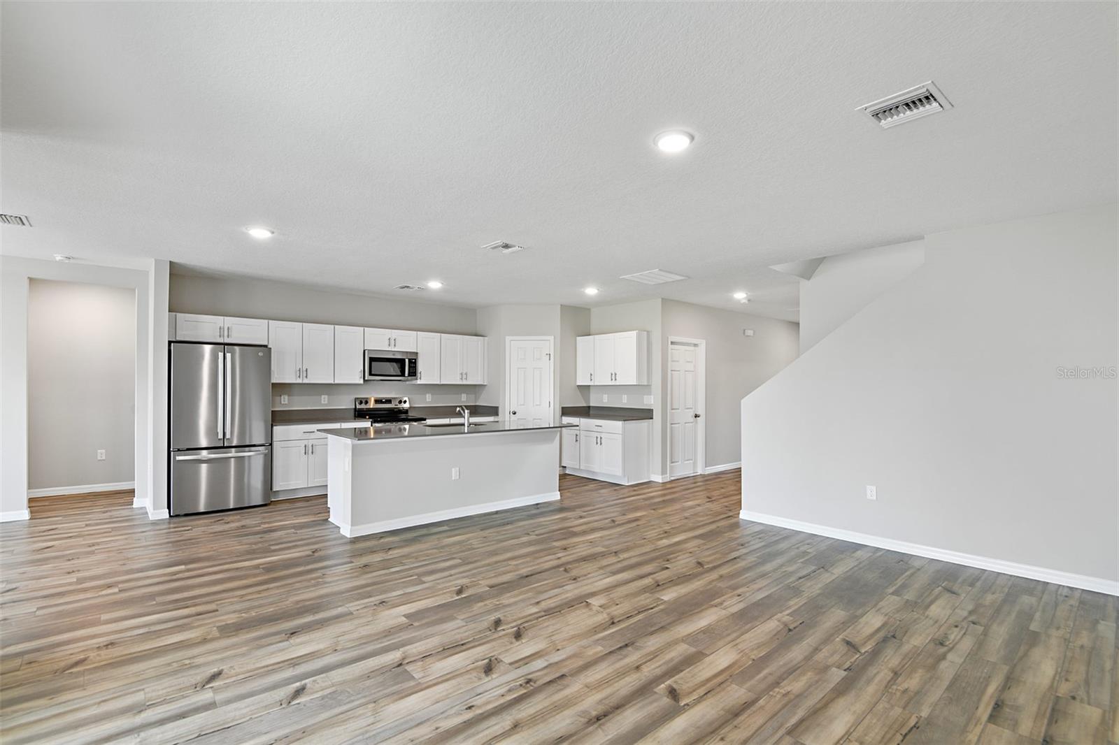 9252 ORCHARD PARK LN, DADE CITY, FL, 33525