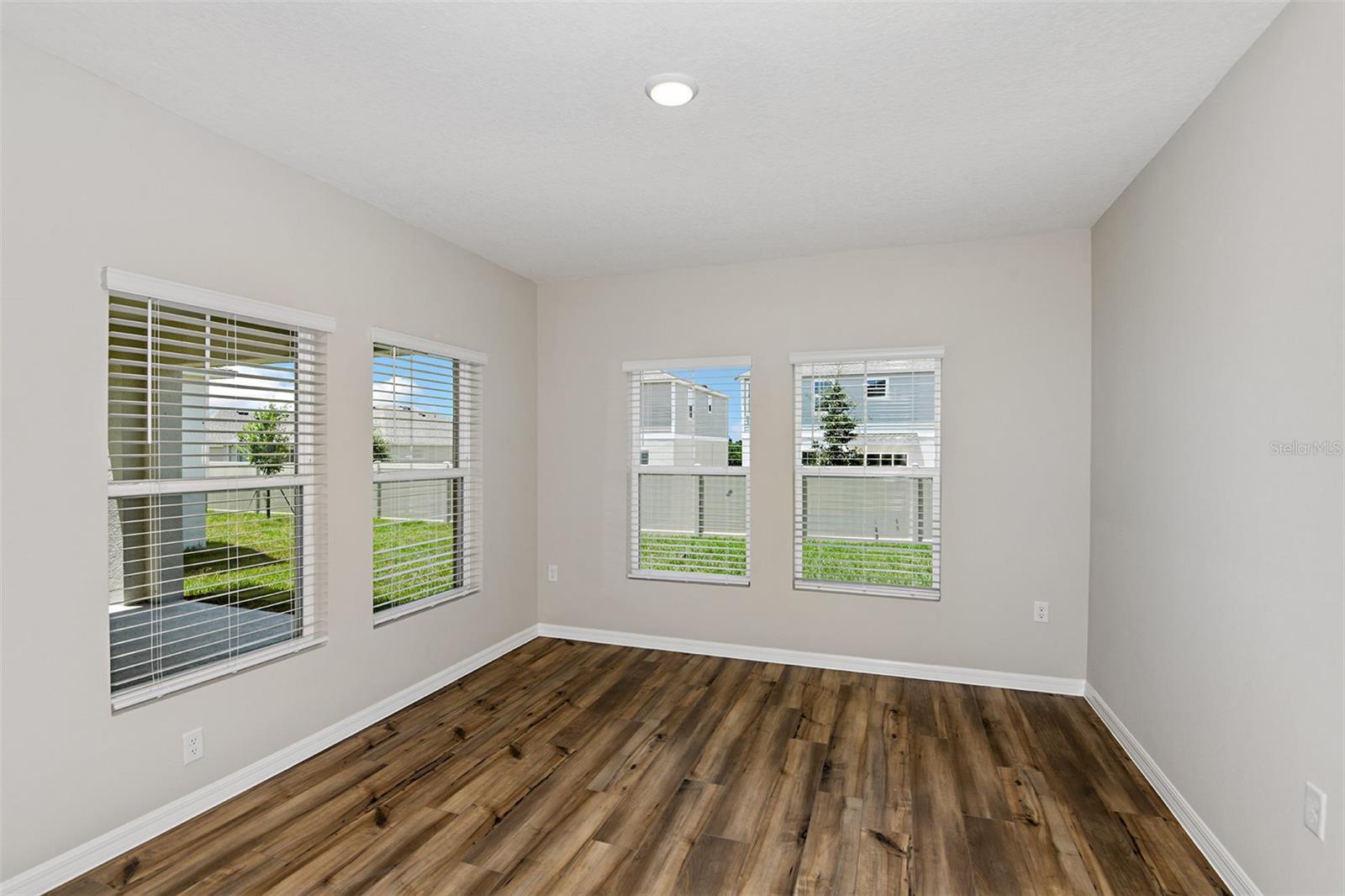 9252 ORCHARD PARK LN, DADE CITY, FL, 33525