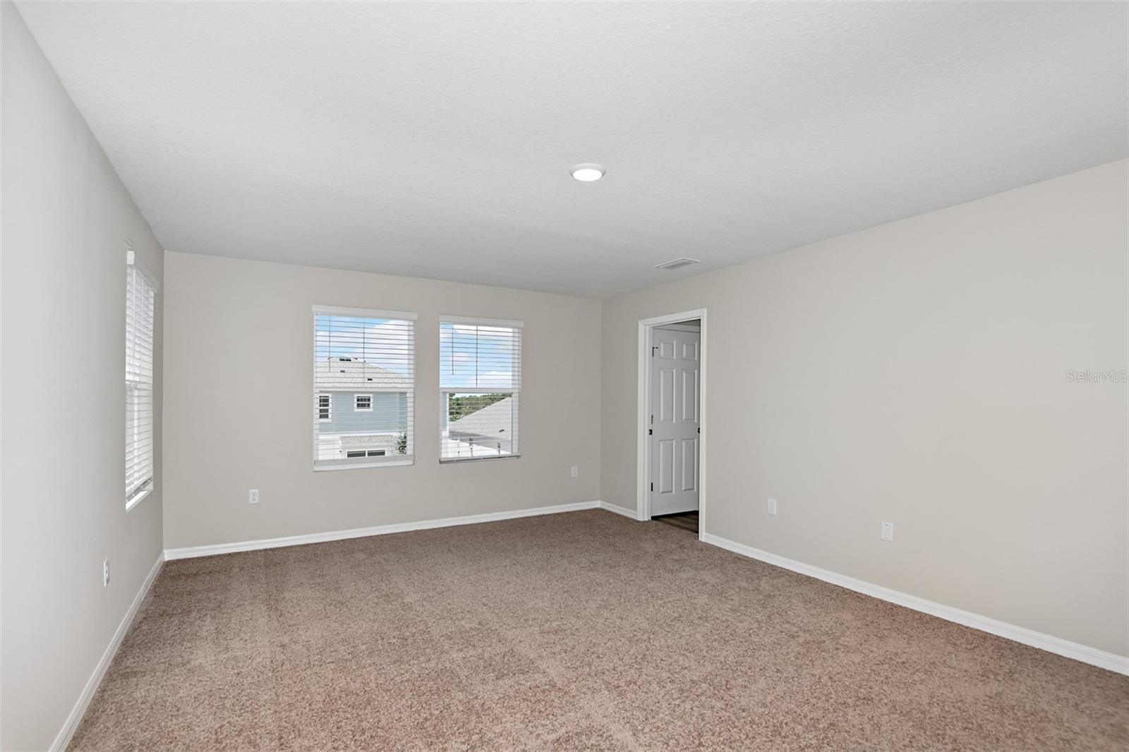 9252 ORCHARD PARK LN, DADE CITY, FL, 33525