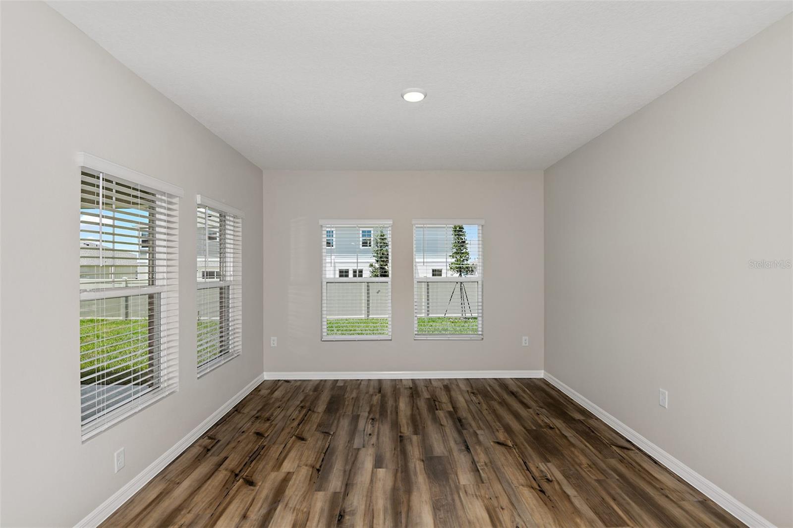 9252 ORCHARD PARK LN, DADE CITY, FL, 33525