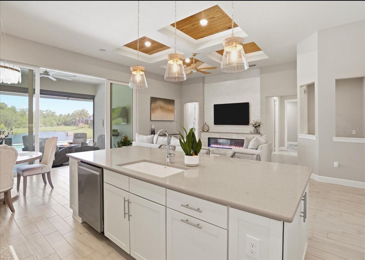 11717 GOLDEN BAY PL, LAKEWOOD RANCH, FL, 34211