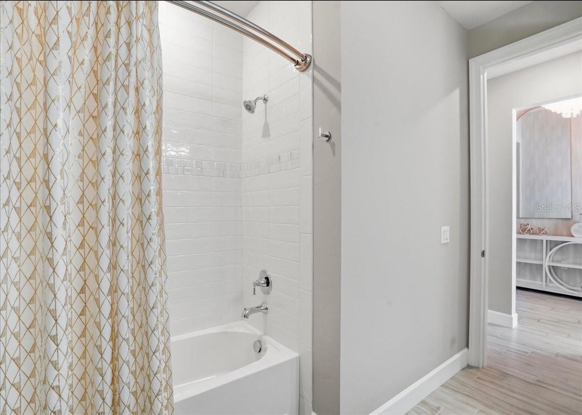 11717 GOLDEN BAY PL, LAKEWOOD RANCH, FL, 34211
