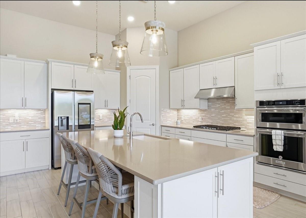 11717 GOLDEN BAY PL, LAKEWOOD RANCH, FL, 34211
