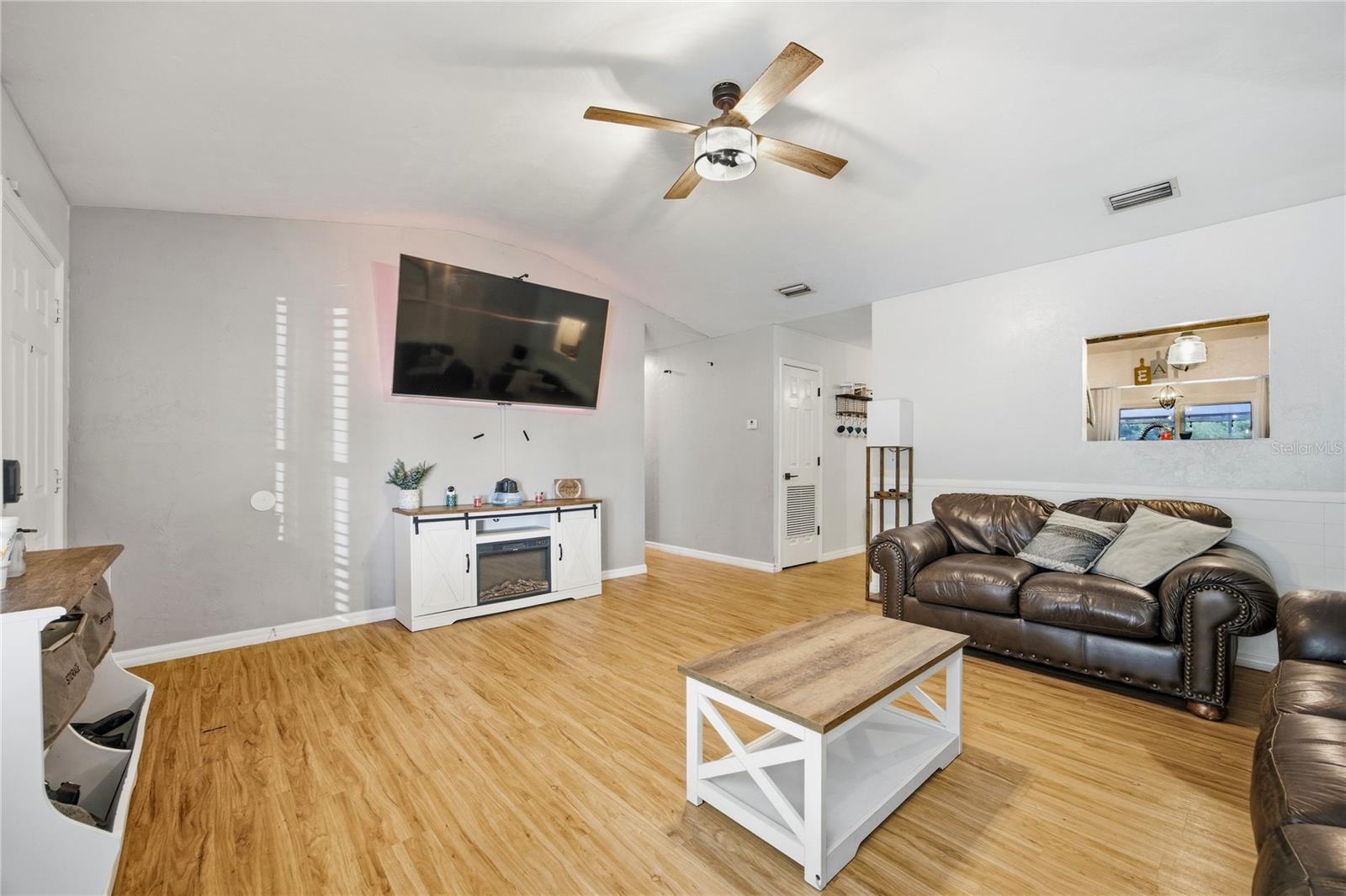111 SW PRAIRIE ST, LAKE CITY, FL, 32024