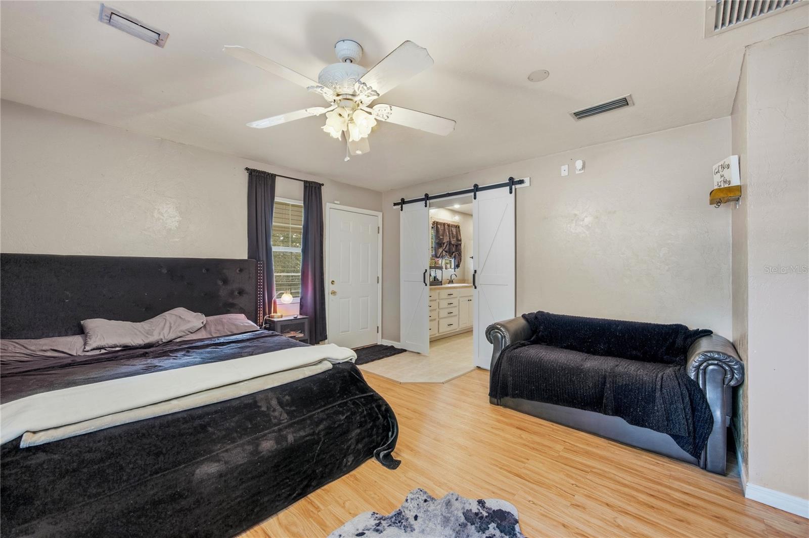 111 SW PRAIRIE ST, LAKE CITY, FL, 32024