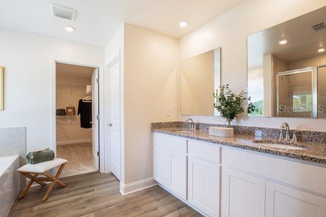 30621 PRESTWICK AVE, SORRENTO, FL, 32776