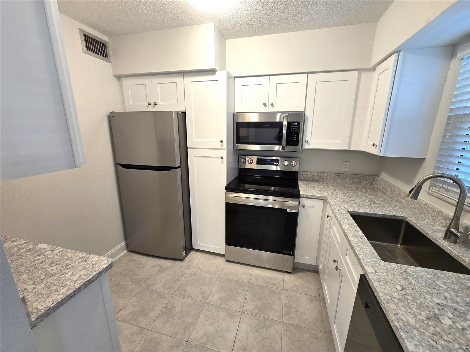 611 GULF DR N #C15, BRADENTON BEACH, FL, 34217