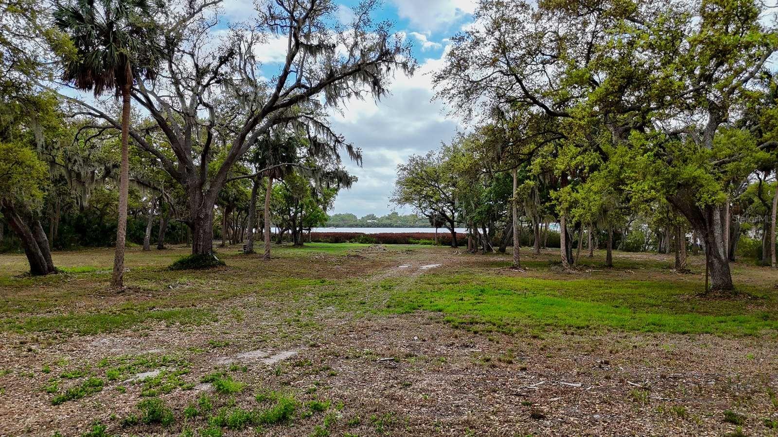 7013 & 7015 RIVERVIEW DR, RIVERVIEW, FL, 33578