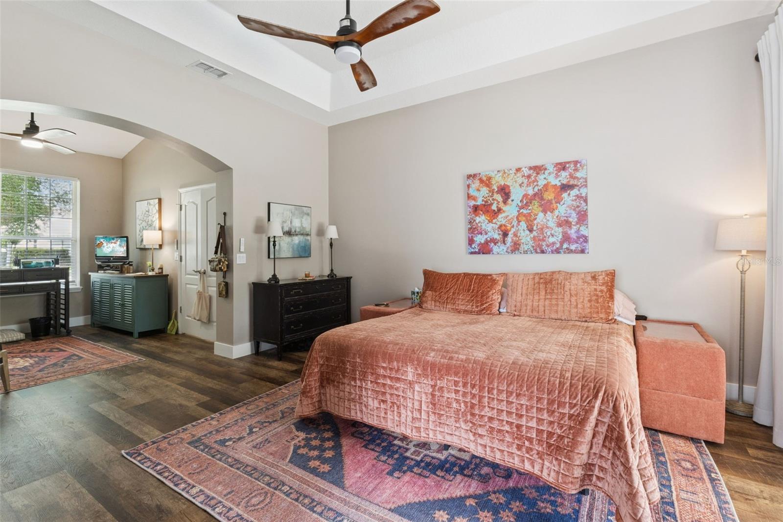 2360 PARK FOREST BLVD, MOUNT DORA, FL, 32757