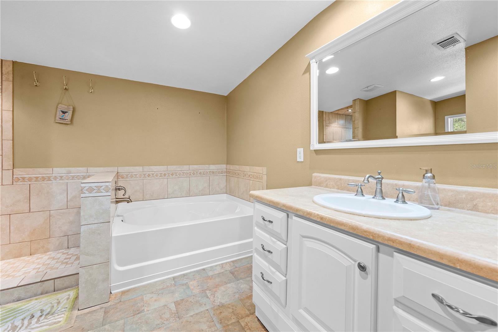 27137 LAMBETH RD, BROOKSVILLE, FL, 34602