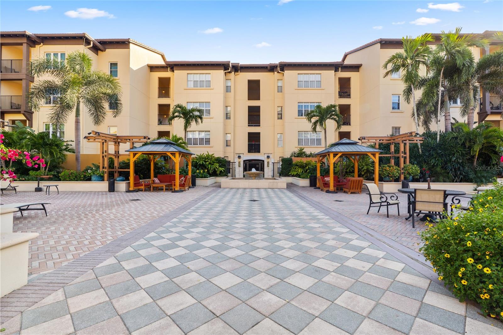100 4TH AVE S #115, ST PETERSBURG, FL, 33701