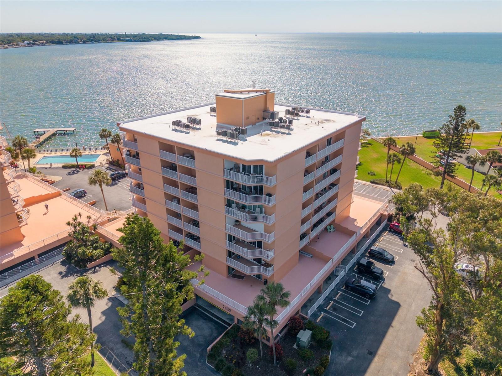 7432 SUNSHINE SKYWAY LN S #704, ST PETERSBURG, FL, 33711