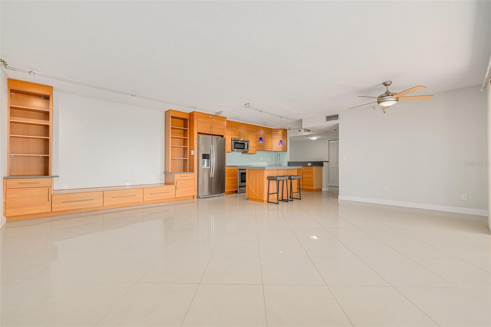 7432 SUNSHINE SKYWAY LN S #704, ST PETERSBURG, FL, 33711