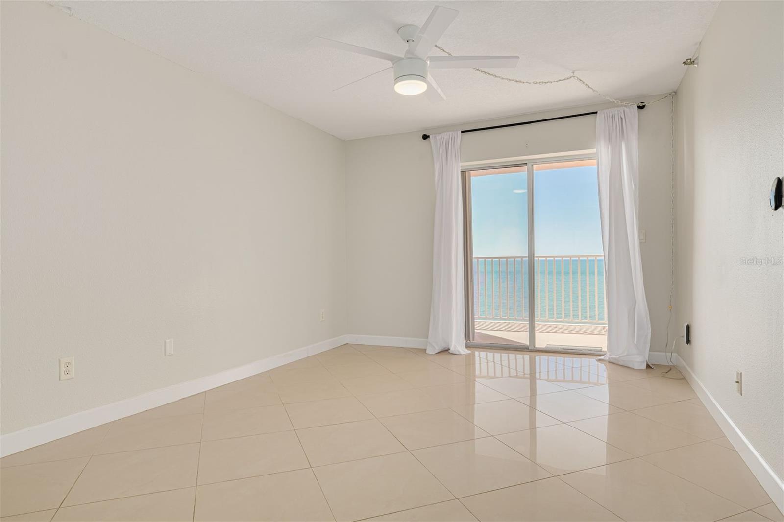 7432 SUNSHINE SKYWAY LN S #704, ST PETERSBURG, FL, 33711