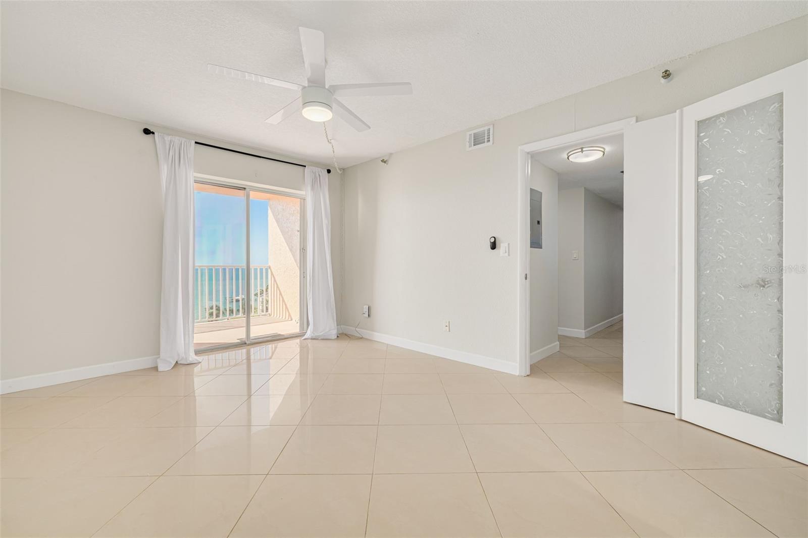 7432 SUNSHINE SKYWAY LN S #704, ST PETERSBURG, FL, 33711