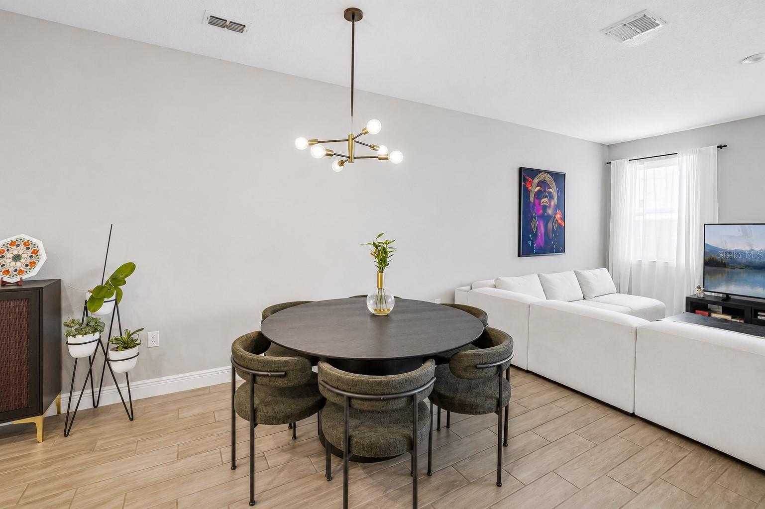 5282 NEIL DR, ST PETERSBURG, FL, 33714