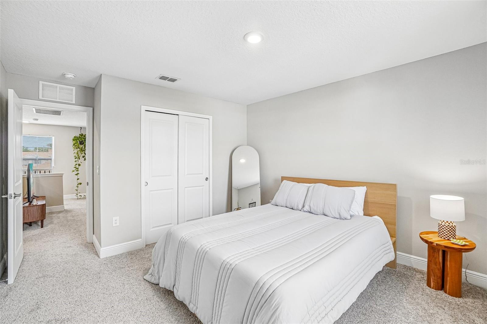 5282 NEIL DR, ST PETERSBURG, FL, 33714