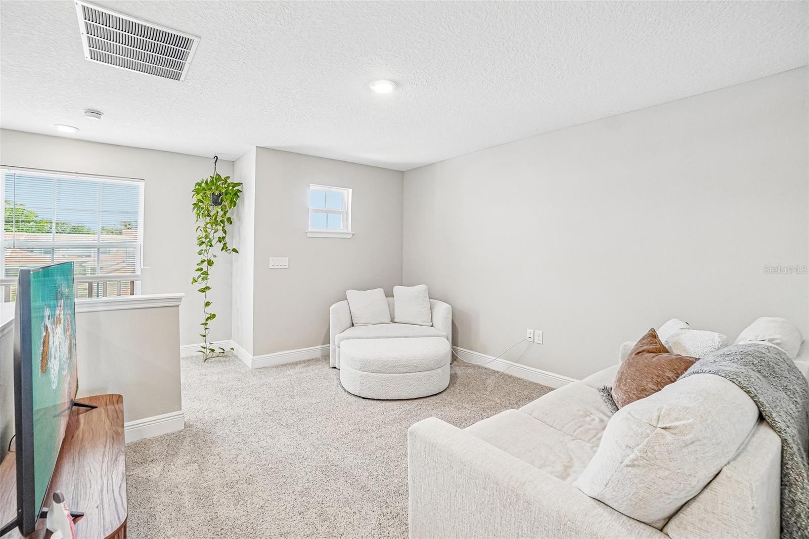 5282 NEIL DR, ST PETERSBURG, FL, 33714
