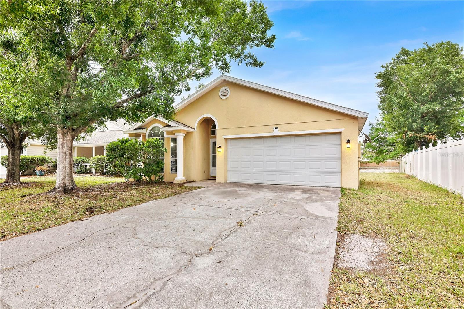 2413 RADNOR AVE, ORLANDO, FL, 32826