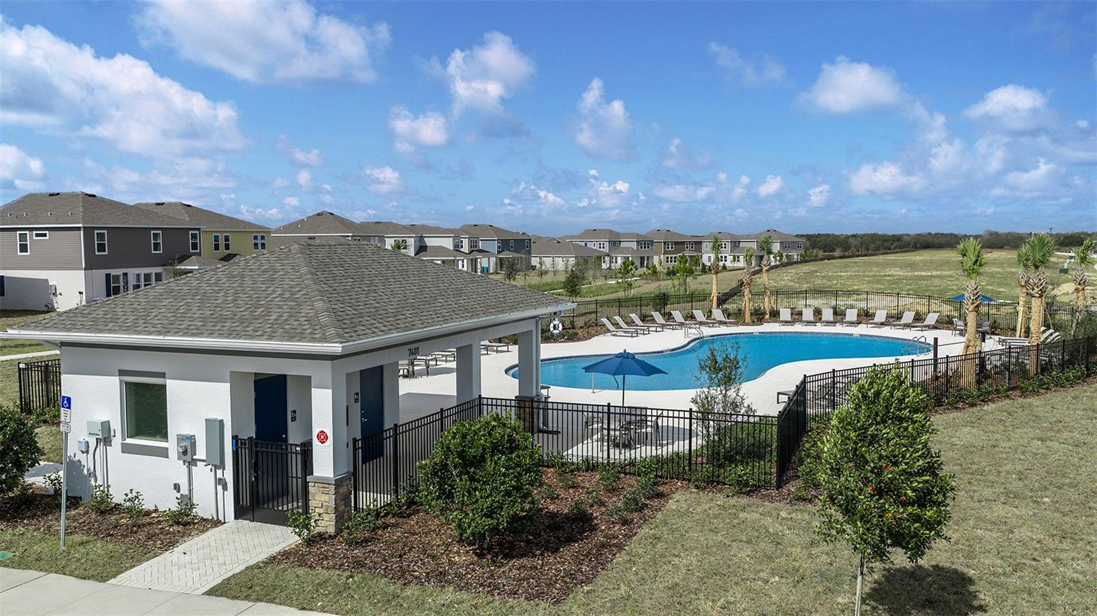 379 CORNERSTONE DR, GROVELAND, FL, 34736