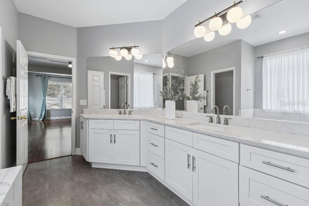 15217 OCTAVIA LN, ODESSA, FL, 33556