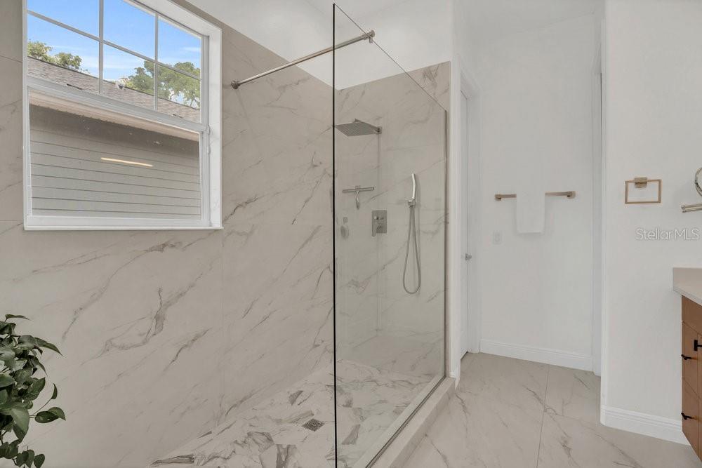 11 N FOREST AVE #3, ORLANDO, FL, 32803