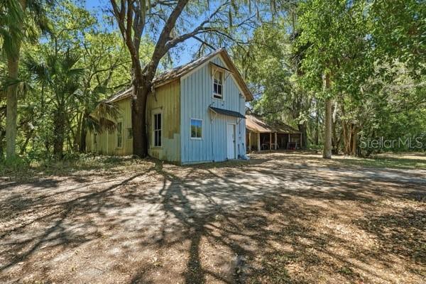 511 E MIRROR LAKE DR, FRUITLAND PARK, FL, 34731