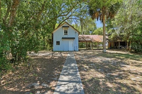511 E MIRROR LAKE DR, FRUITLAND PARK, FL, 34731