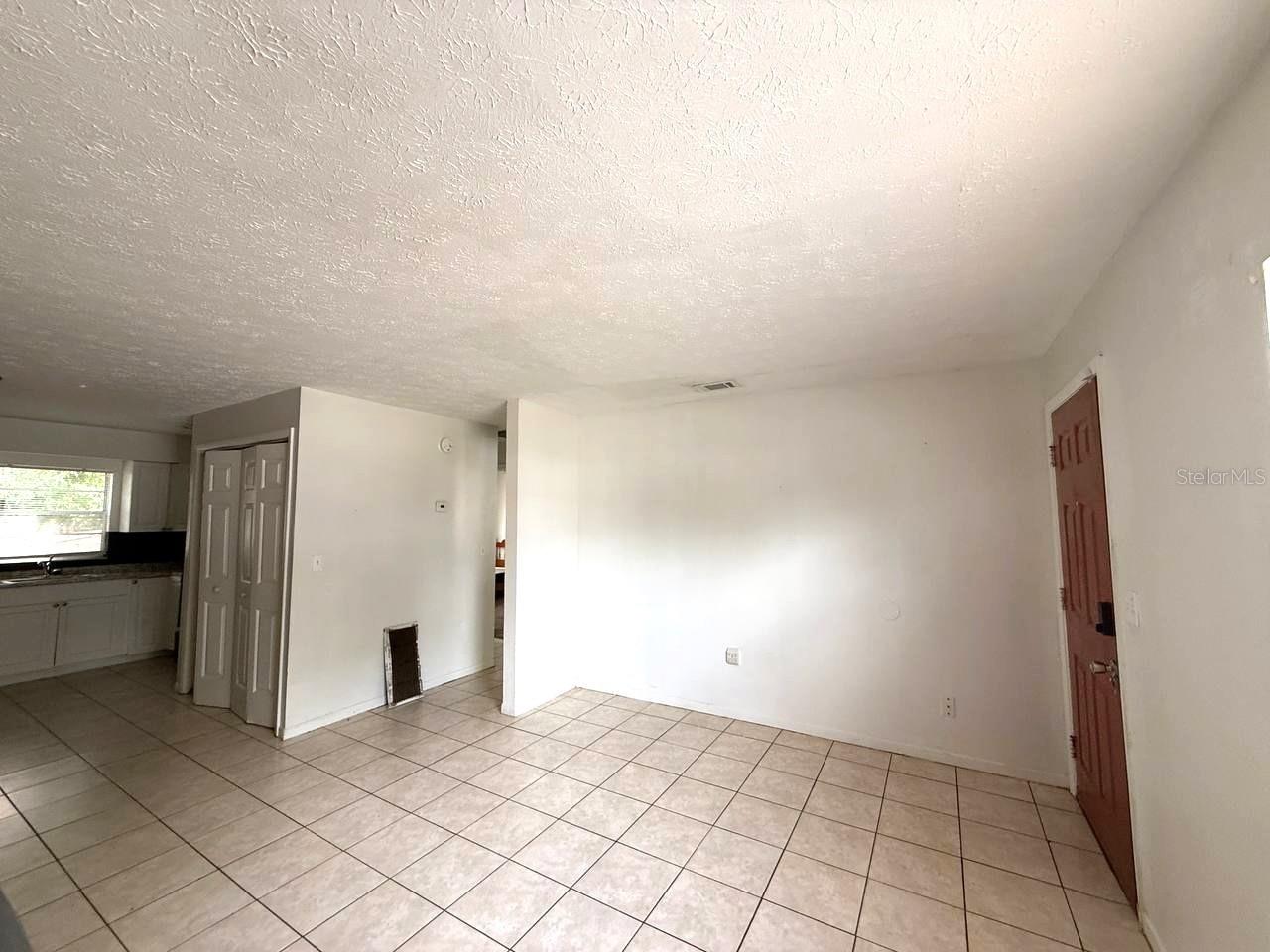 8505 N TAMPA ST #A, TAMPA, FL, 33604