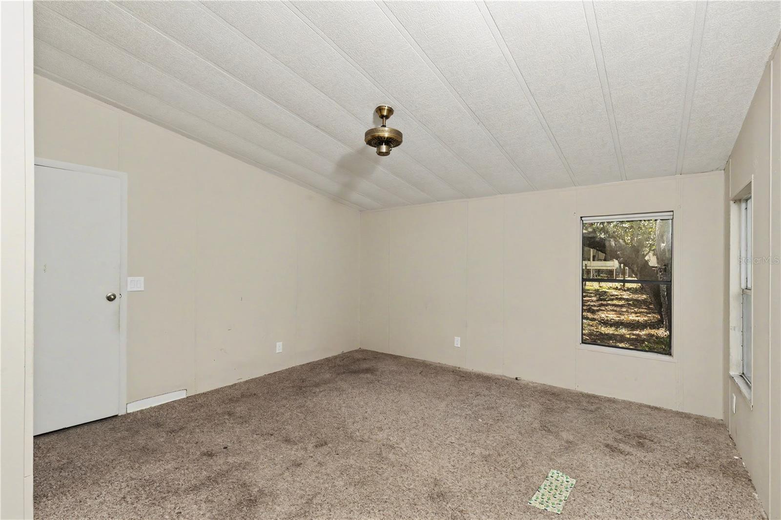 18007 SE 90TH ST, OCKLAWAHA, FL, 32179