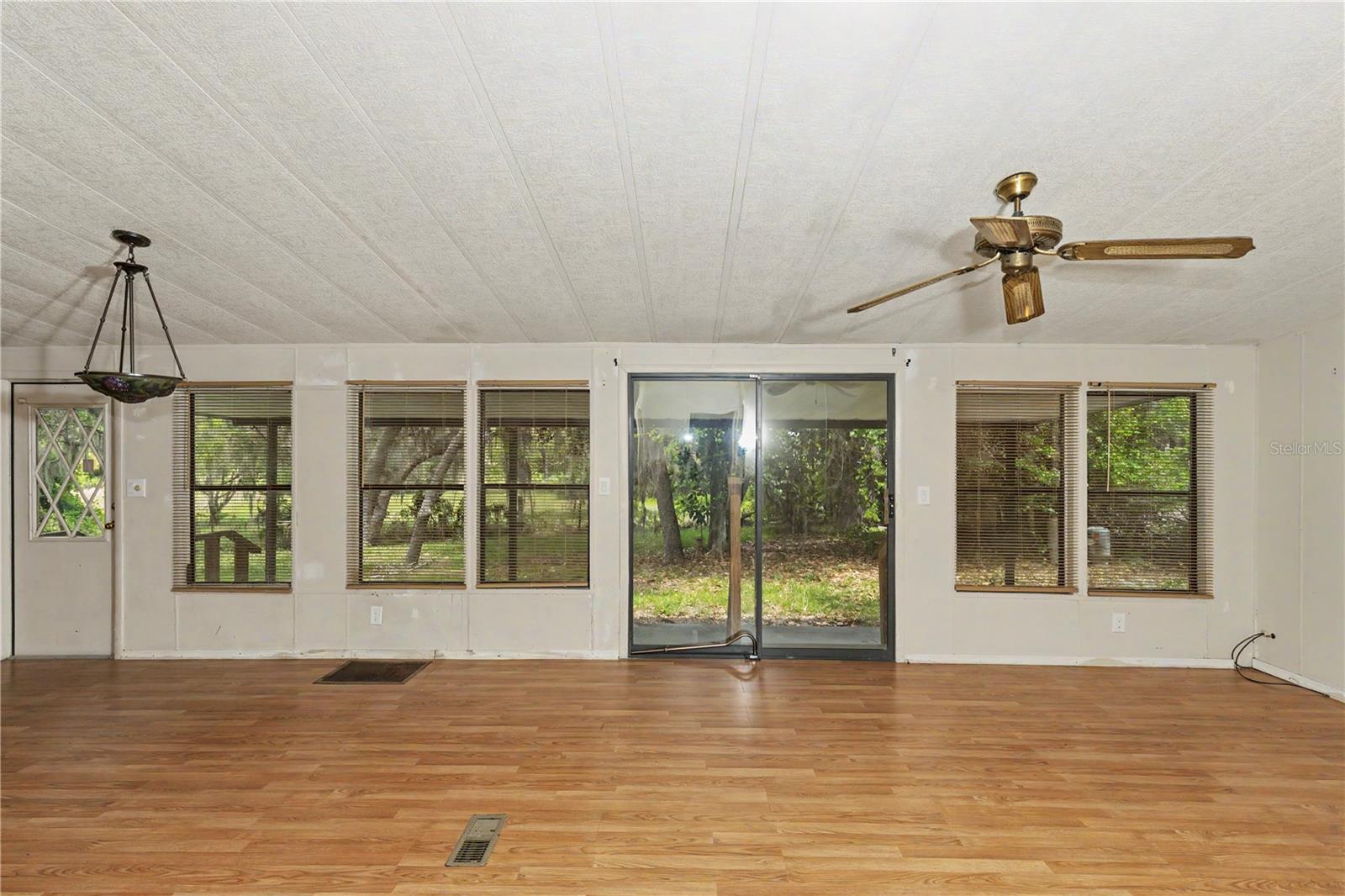 18007 SE 90TH ST, OCKLAWAHA, FL, 32179