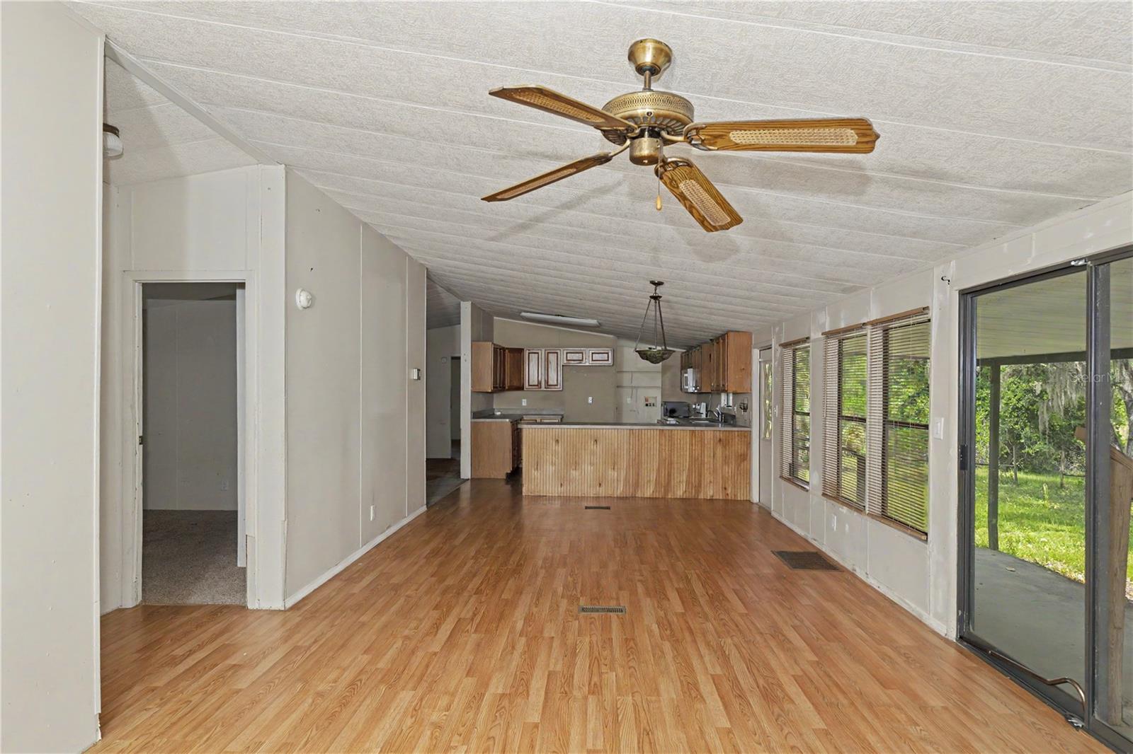18007 SE 90TH ST, OCKLAWAHA, FL, 32179