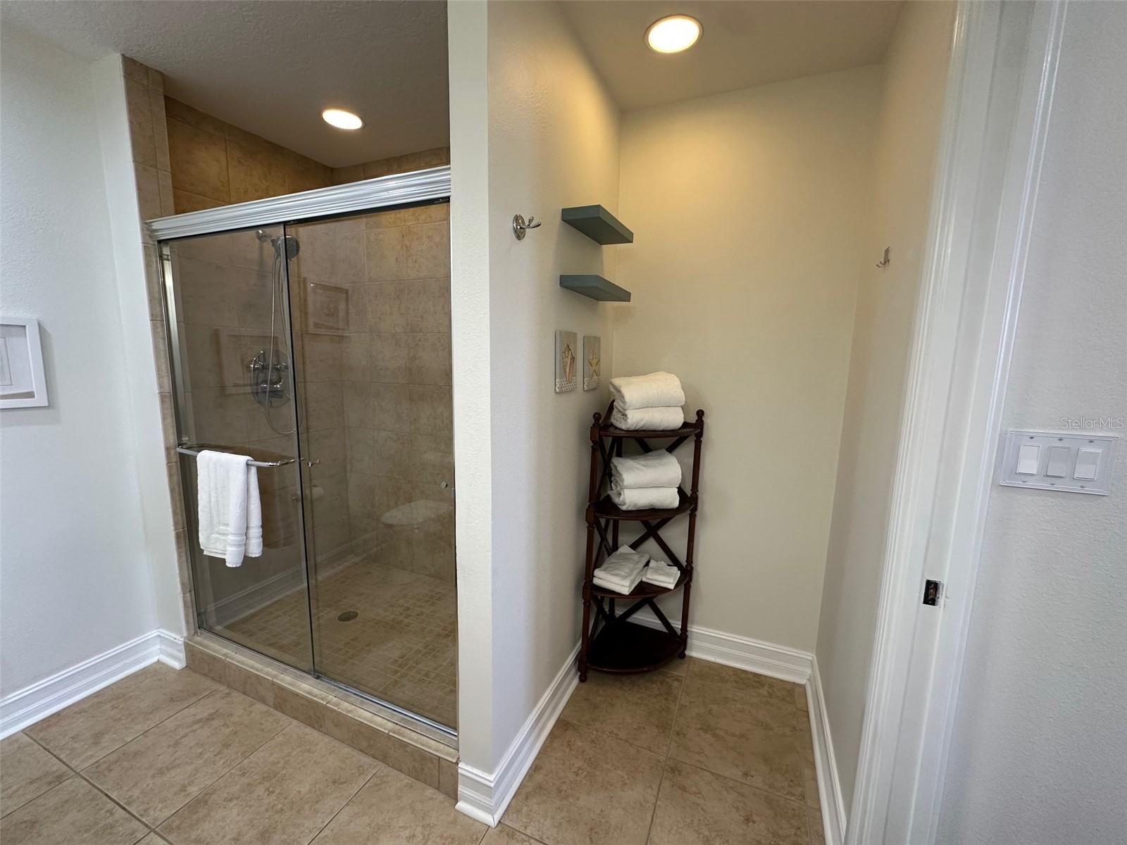 13941 CLUBHOUSE DR #315, TAMPA, FL, 33618