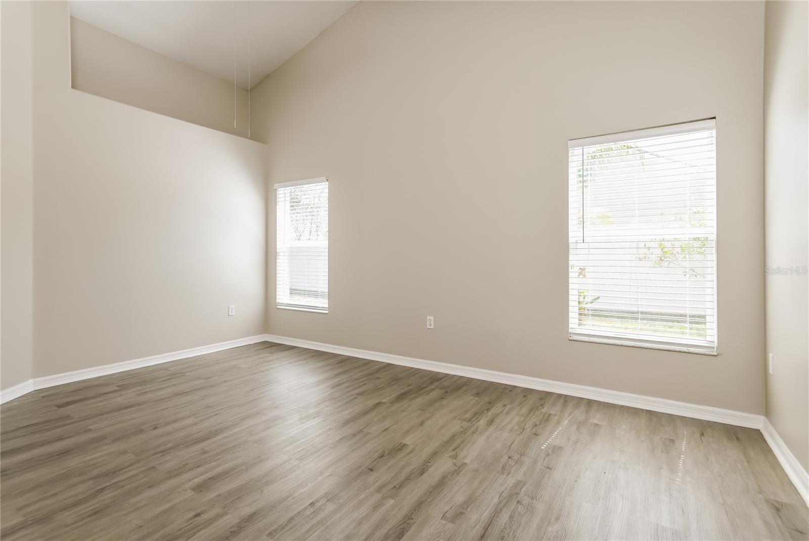 2502 BALMORAL DR, KISSIMMEE, FL, 34744