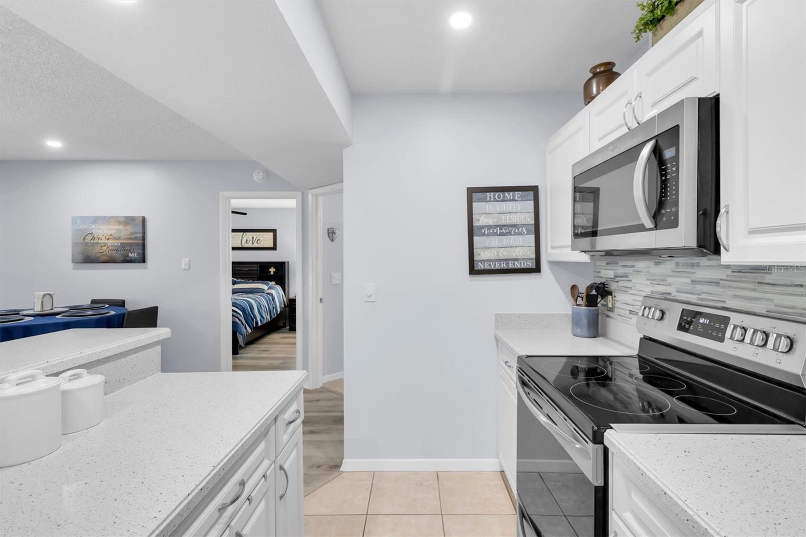 7712 HILLSIDE CT #201, HUDSON, FL, 34667