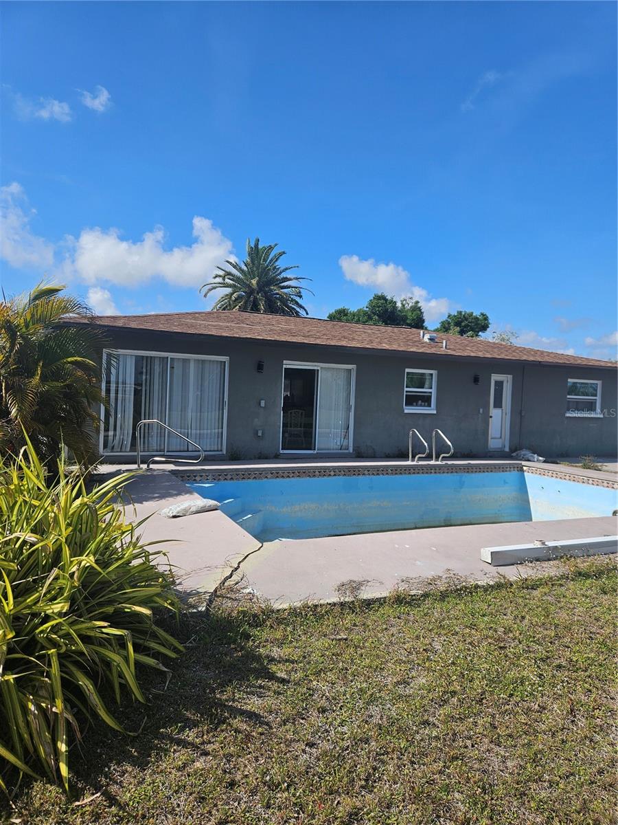 11 GOLFVIEW RD, ROTONDA WEST, FL, 33947