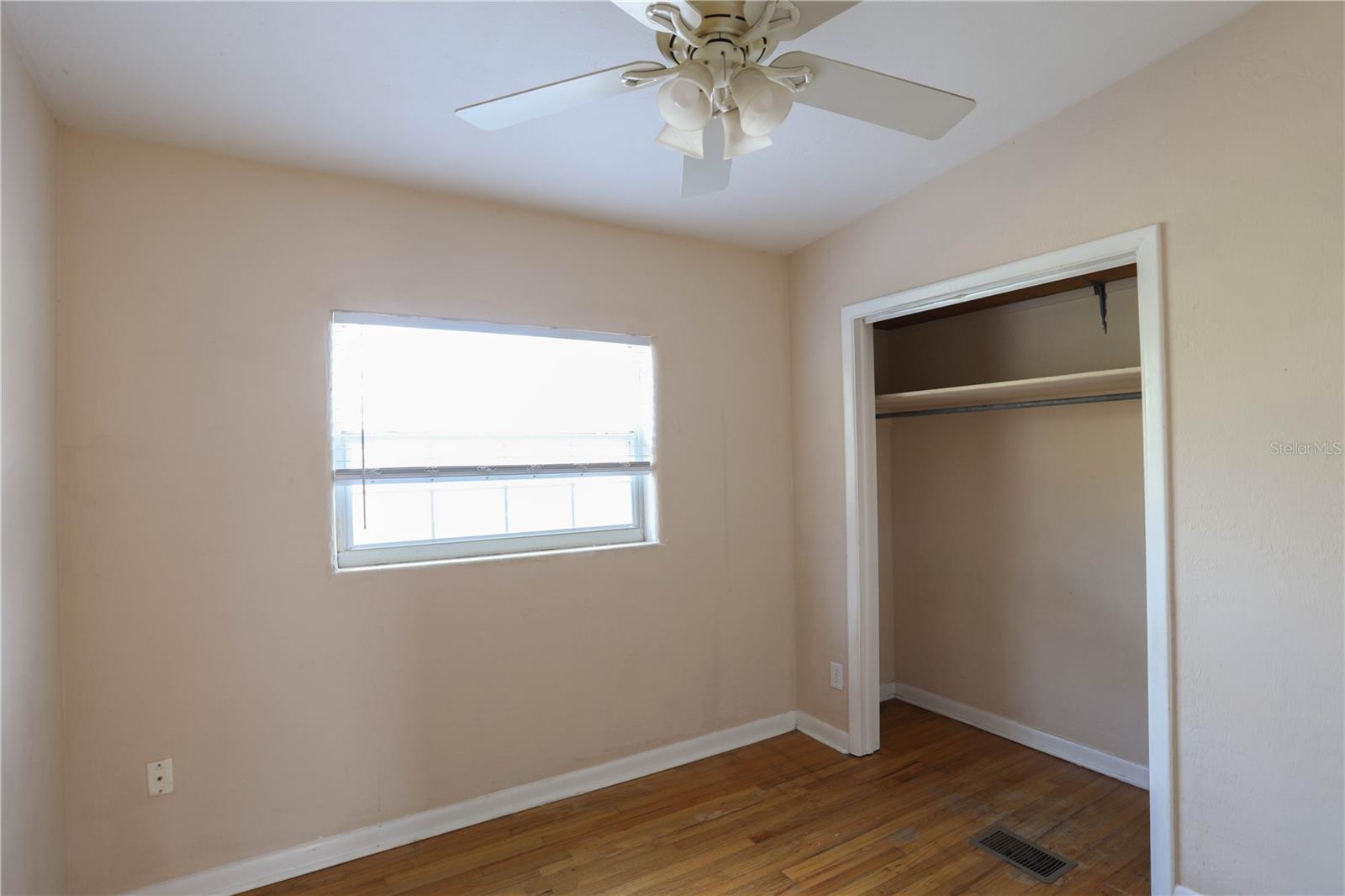 1704 EDMUNDSHIRE RD, ORLANDO, FL, 32812