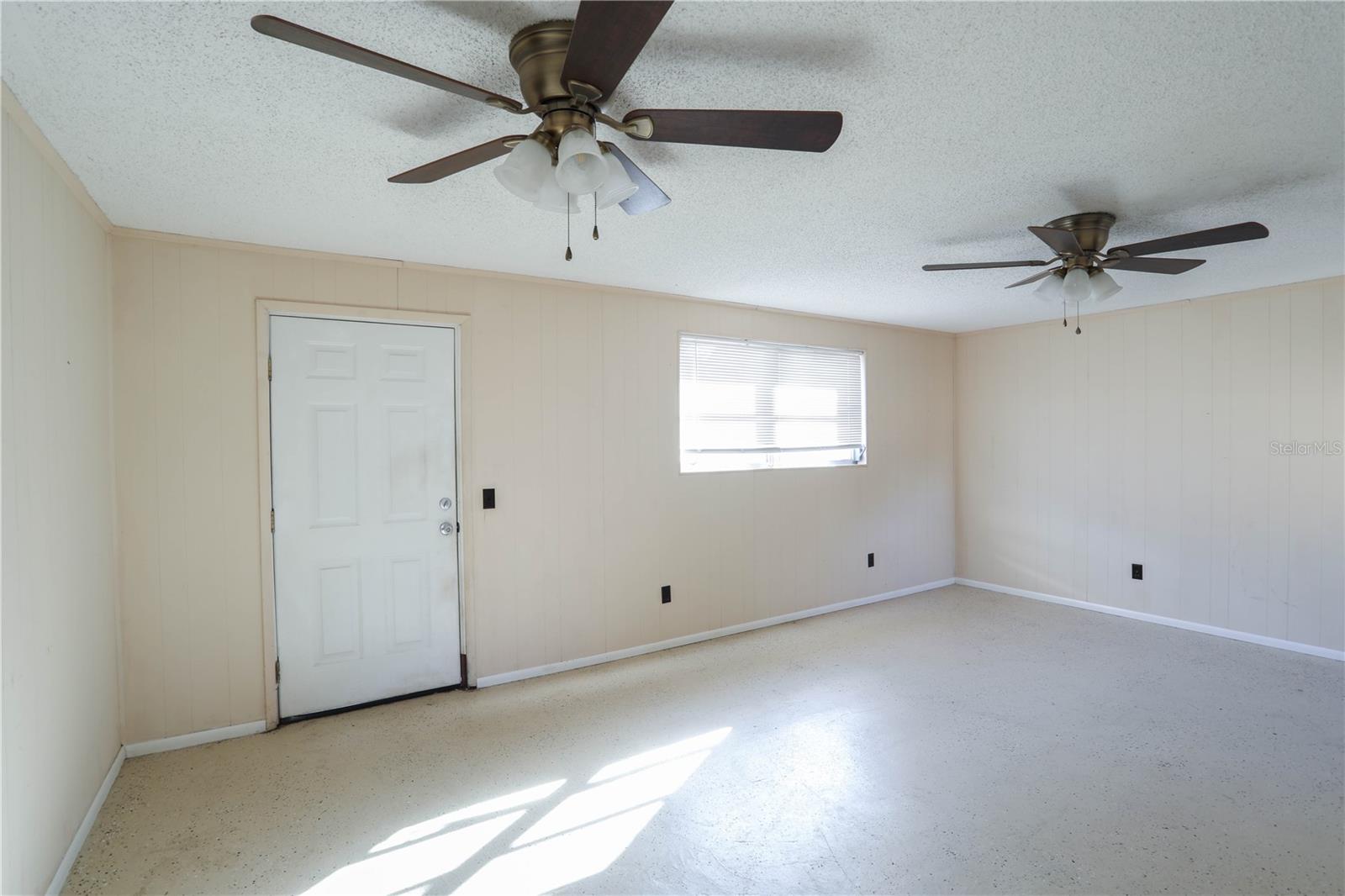 1704 EDMUNDSHIRE RD, ORLANDO, FL, 32812